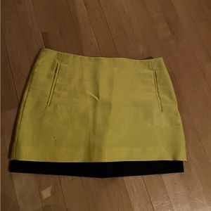Cute DVF size 8 mini skirt
